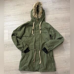 Green Powder Room Hooded Snowboarding Jacket Women’s M